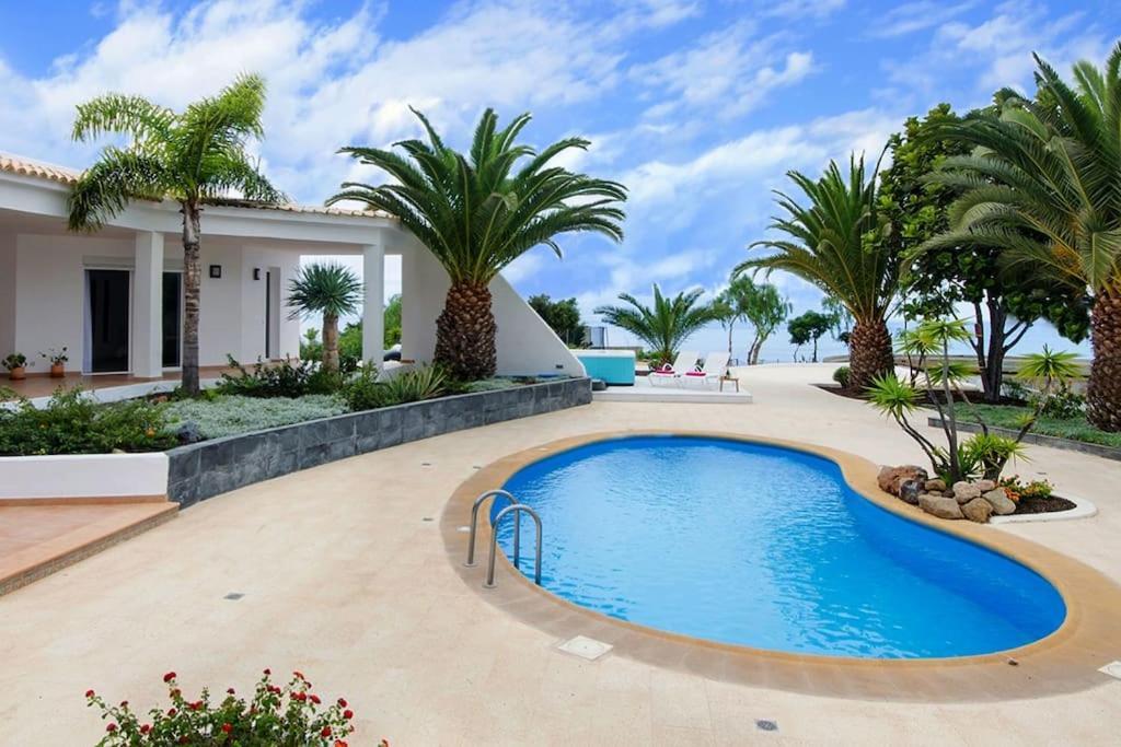 Luxe Villa With Private Pool, Jacuzzi And Spectacular Views Costa Adeje  Exterior photo