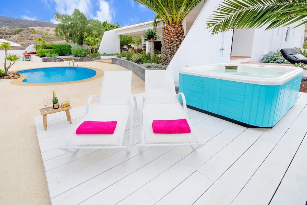 Luxe Villa With Private Pool, Jacuzzi And Spectacular Views Costa Adeje  Exterior photo