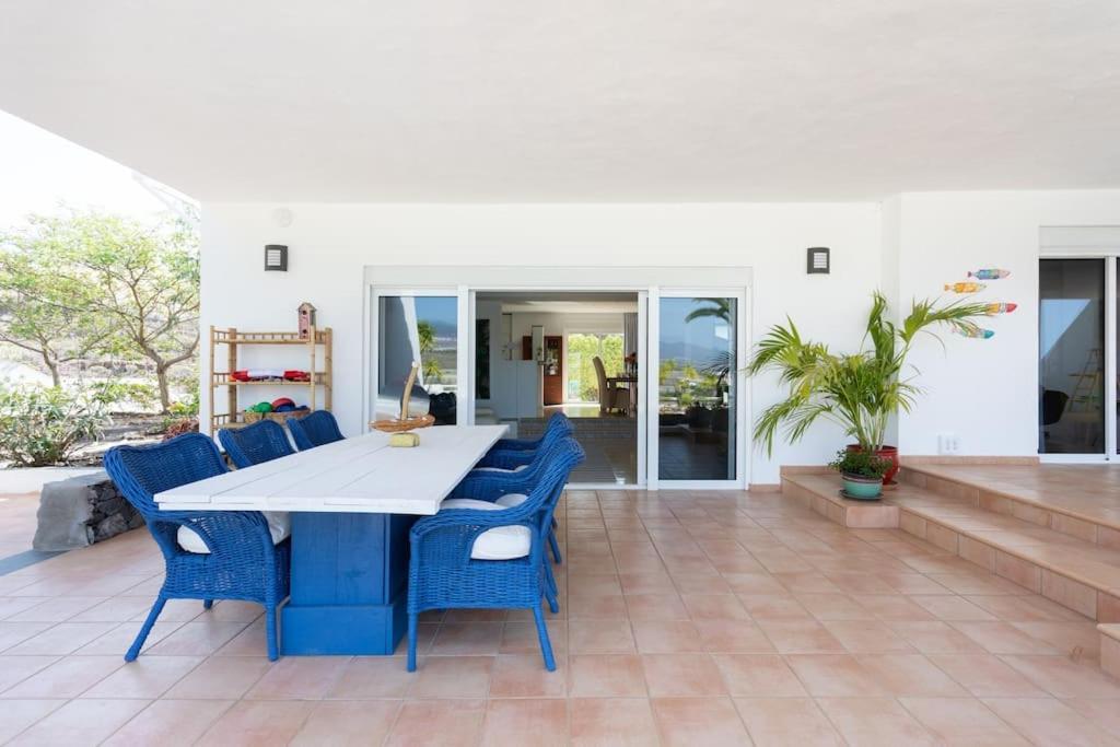 Luxe Villa With Private Pool, Jacuzzi And Spectacular Views Costa Adeje  Exterior photo