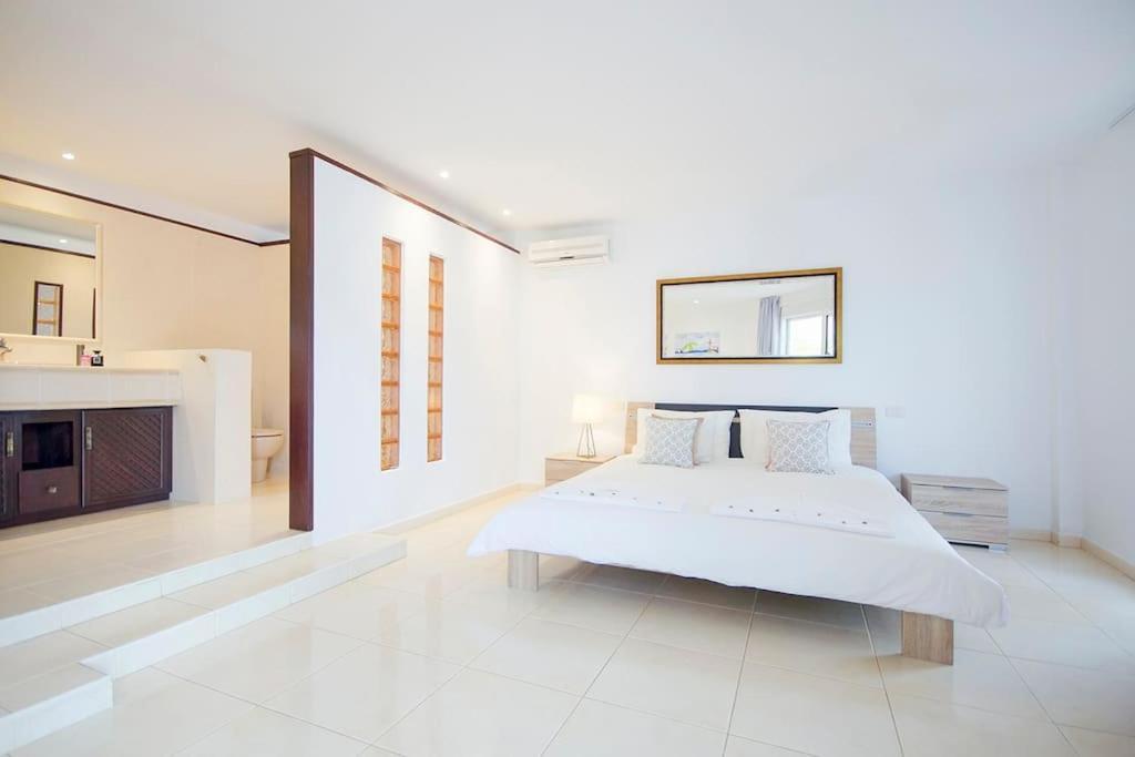 Luxe Villa With Private Pool, Jacuzzi And Spectacular Views Costa Adeje  Exterior photo